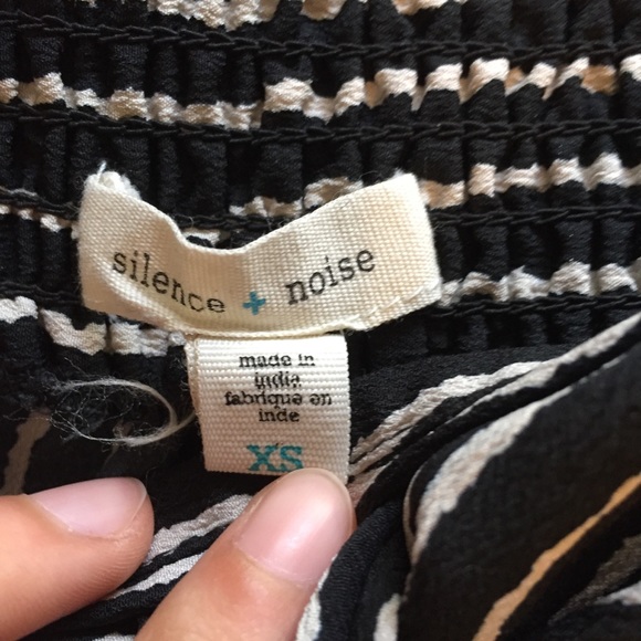 Urban outfitters shorts - Picture 2 of 3